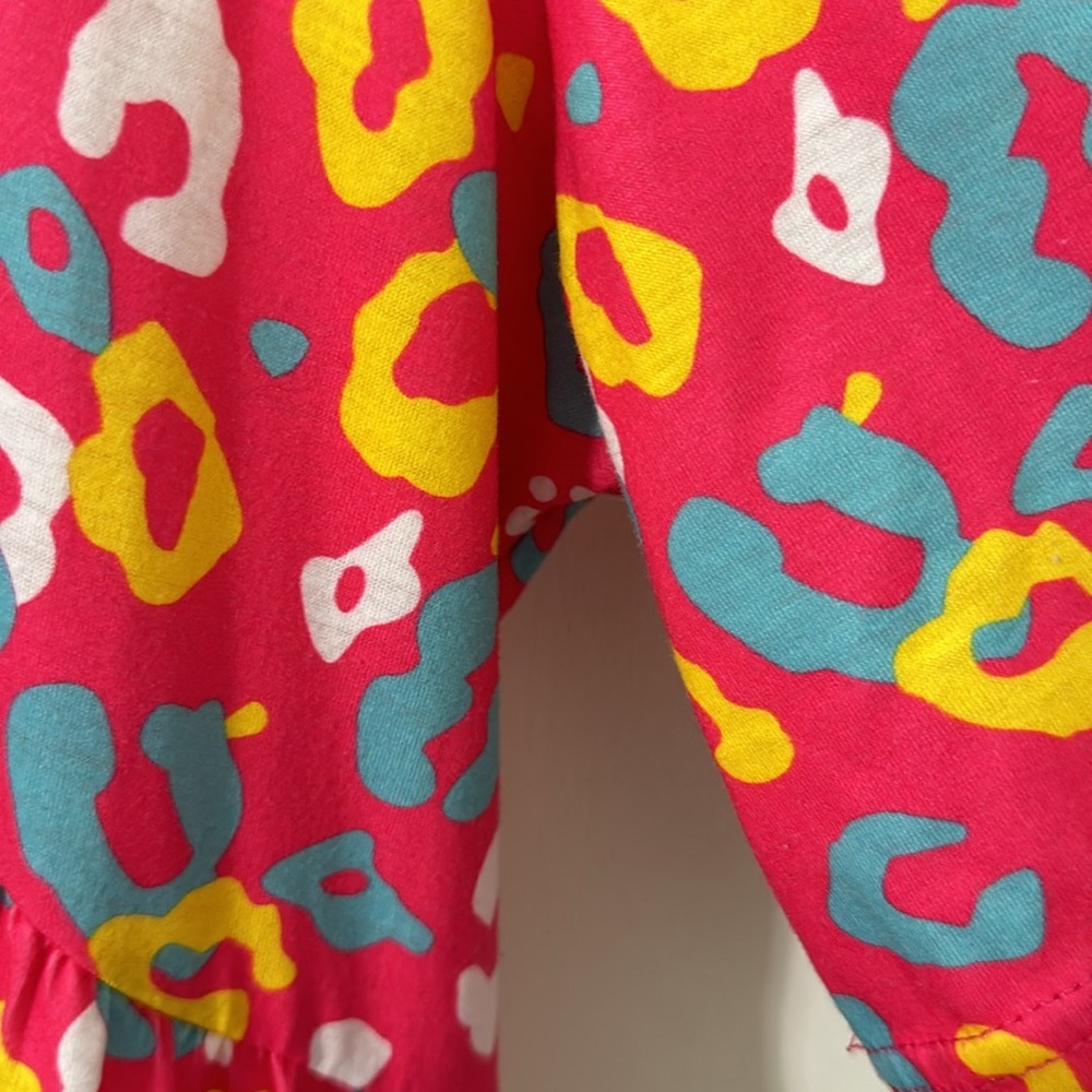 Colorful cheetah Southern Stitch top - Picture 8 of 16